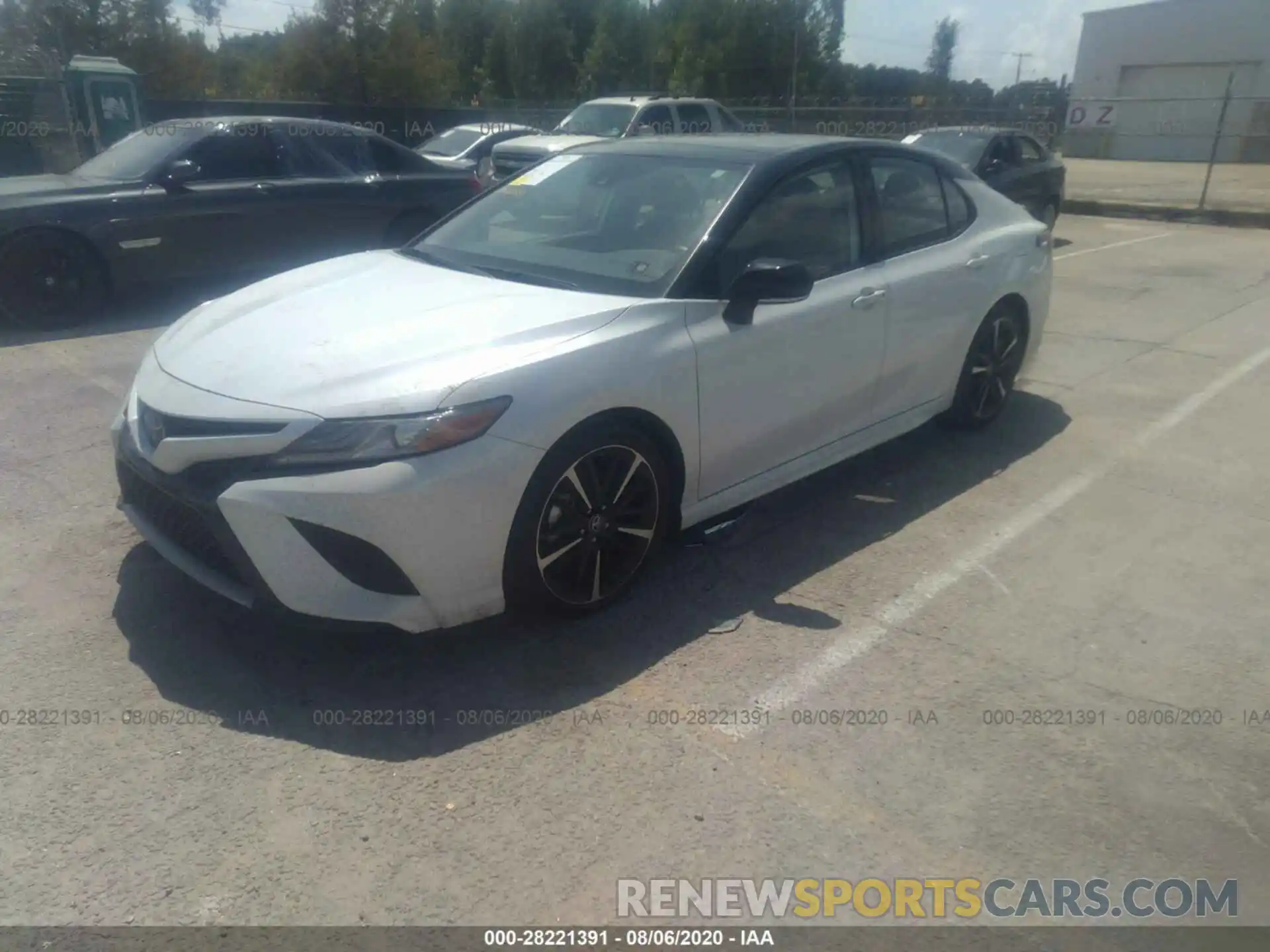 2 Photograph of a damaged car 4T1B61HK5KU242499 TOYOTA CAMRY 2019