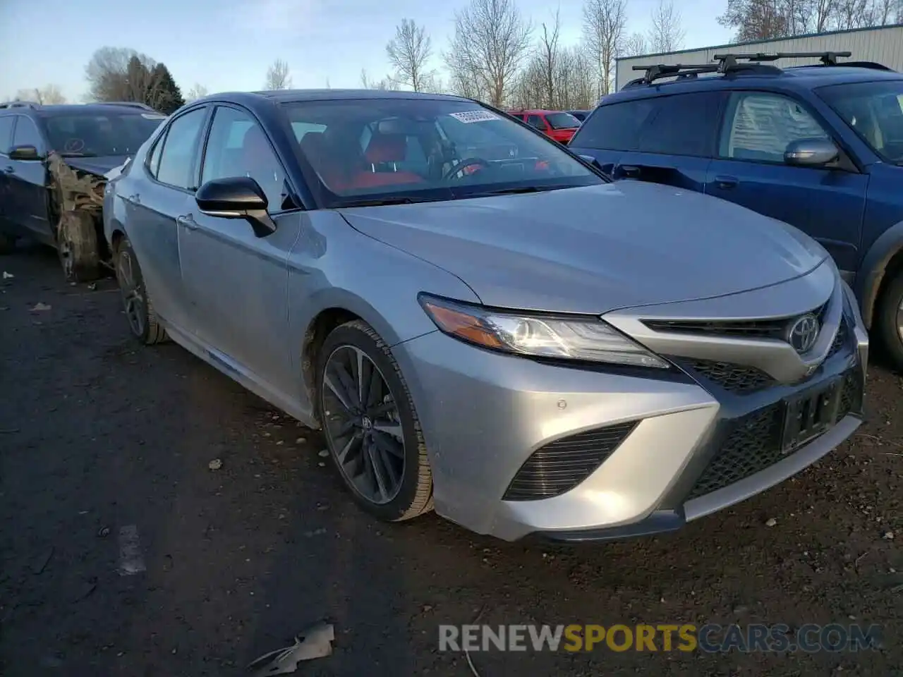 1 Photograph of a damaged car 4T1B61HK5KU260520 TOYOTA CAMRY 2019