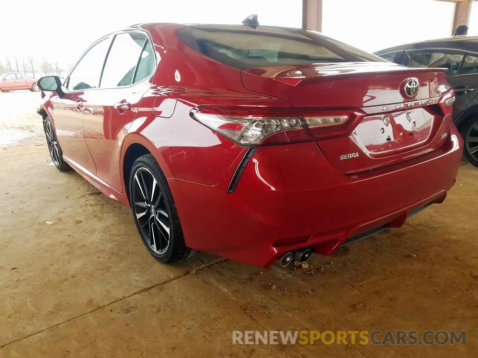 3 Photograph of a damaged car 4T1B61HK5KU262722 TOYOTA CAMRY 2019