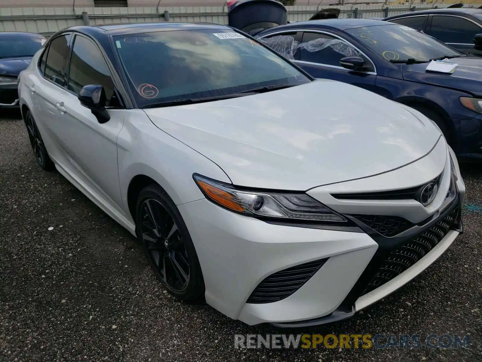 1 Photograph of a damaged car 4T1B61HK5KU268407 TOYOTA CAMRY 2019