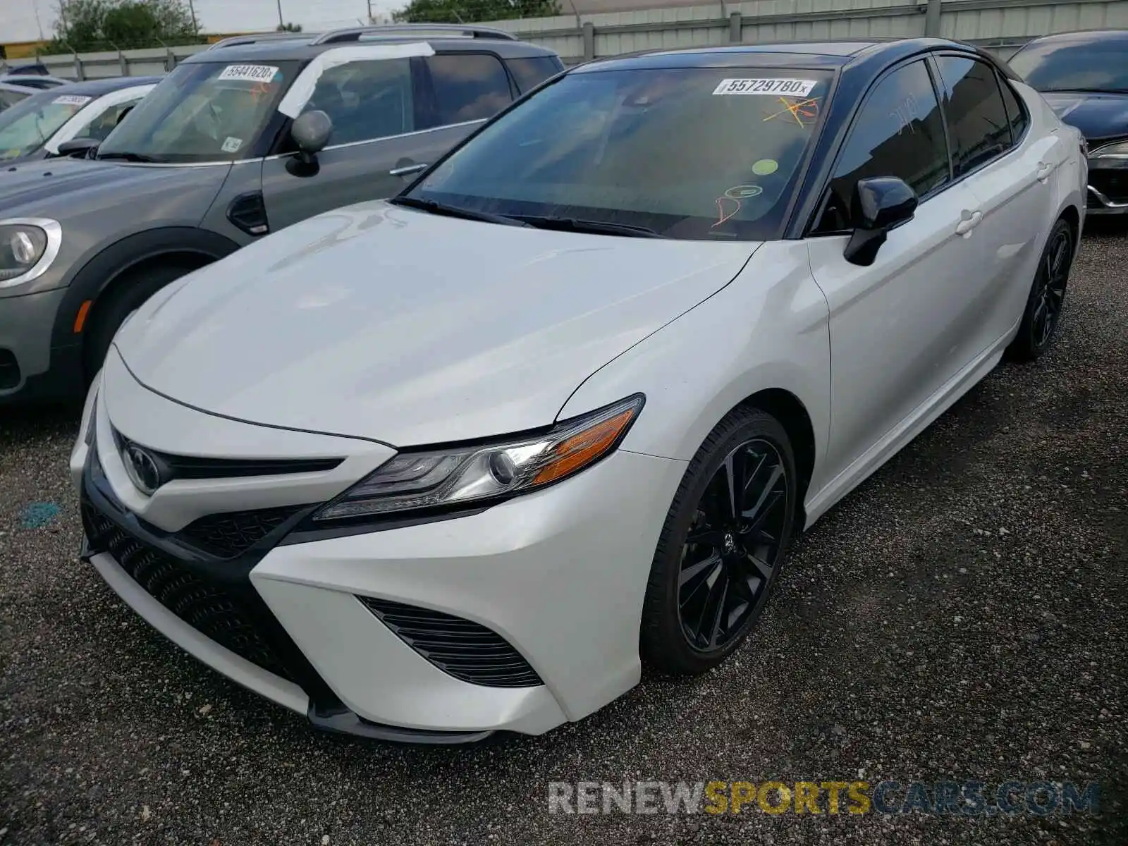 2 Photograph of a damaged car 4T1B61HK5KU268407 TOYOTA CAMRY 2019