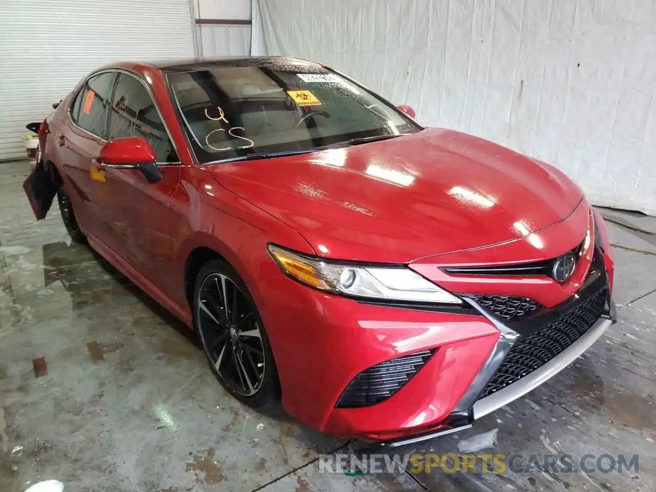 1 Photograph of a damaged car 4T1B61HK5KU271307 TOYOTA CAMRY 2019