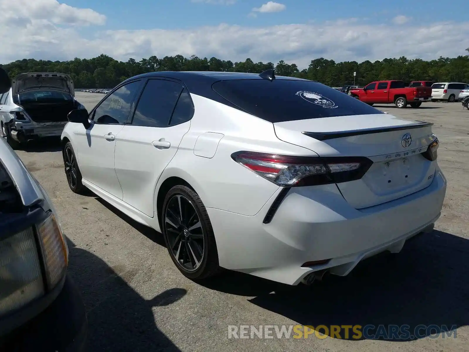 3 Photograph of a damaged car 4T1B61HK5KU276085 TOYOTA CAMRY 2019