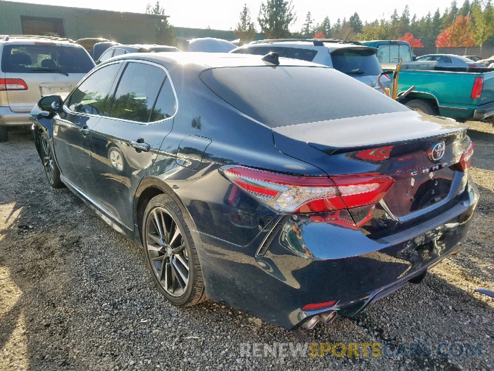 3 Photograph of a damaged car 4T1B61HK5KU278841 TOYOTA CAMRY 2019