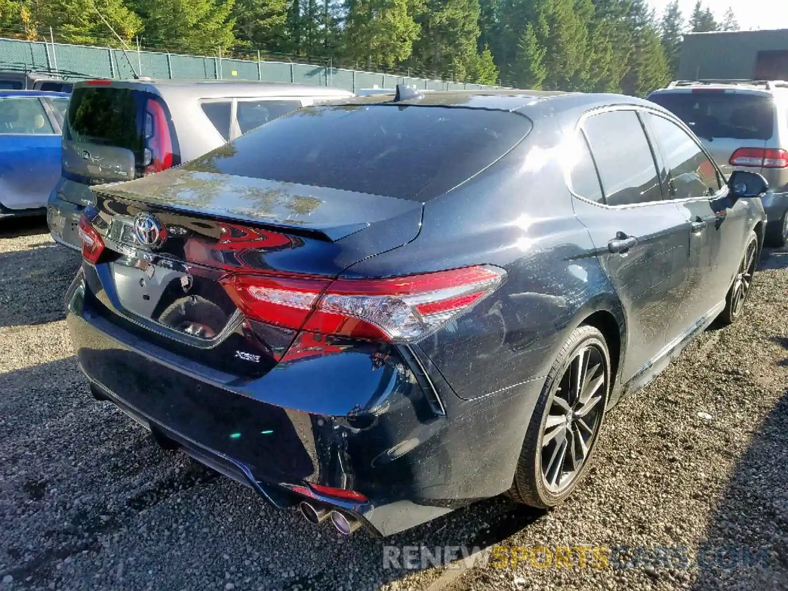 4 Photograph of a damaged car 4T1B61HK5KU278841 TOYOTA CAMRY 2019