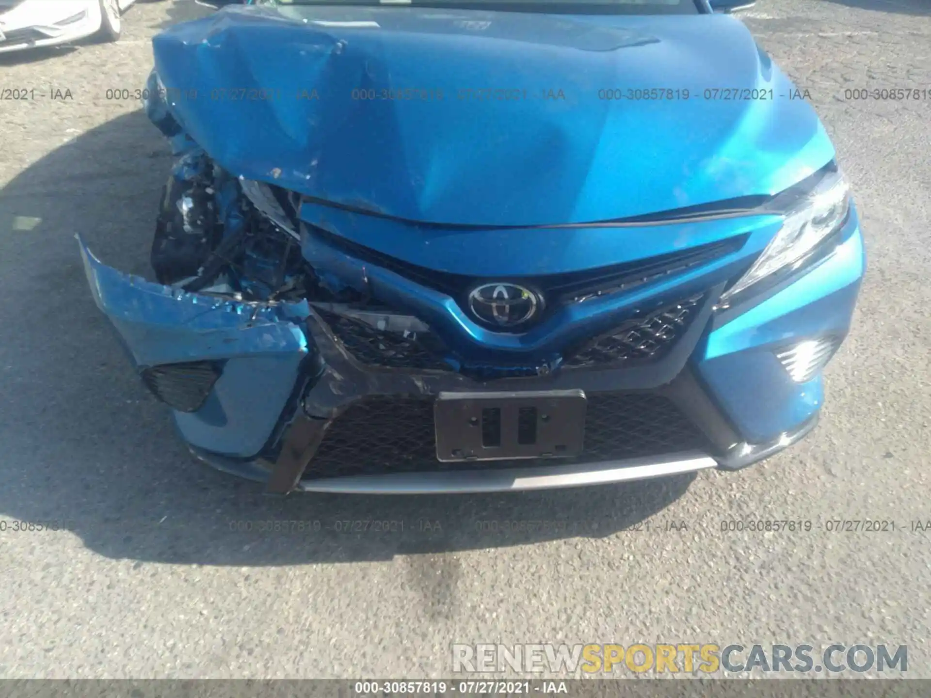 6 Photograph of a damaged car 4T1B61HK5KU282159 TOYOTA CAMRY 2019