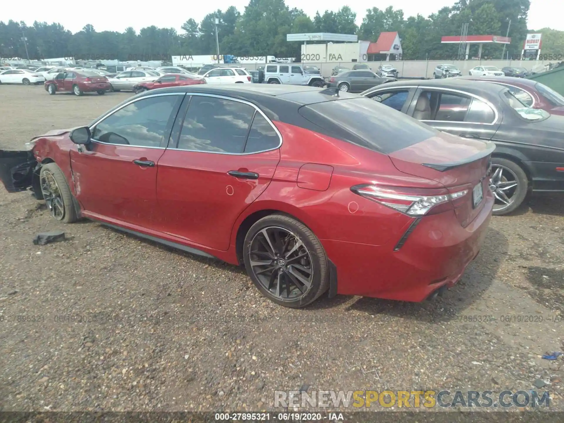 3 Photograph of a damaged car 4T1B61HK5KU285353 TOYOTA CAMRY 2019