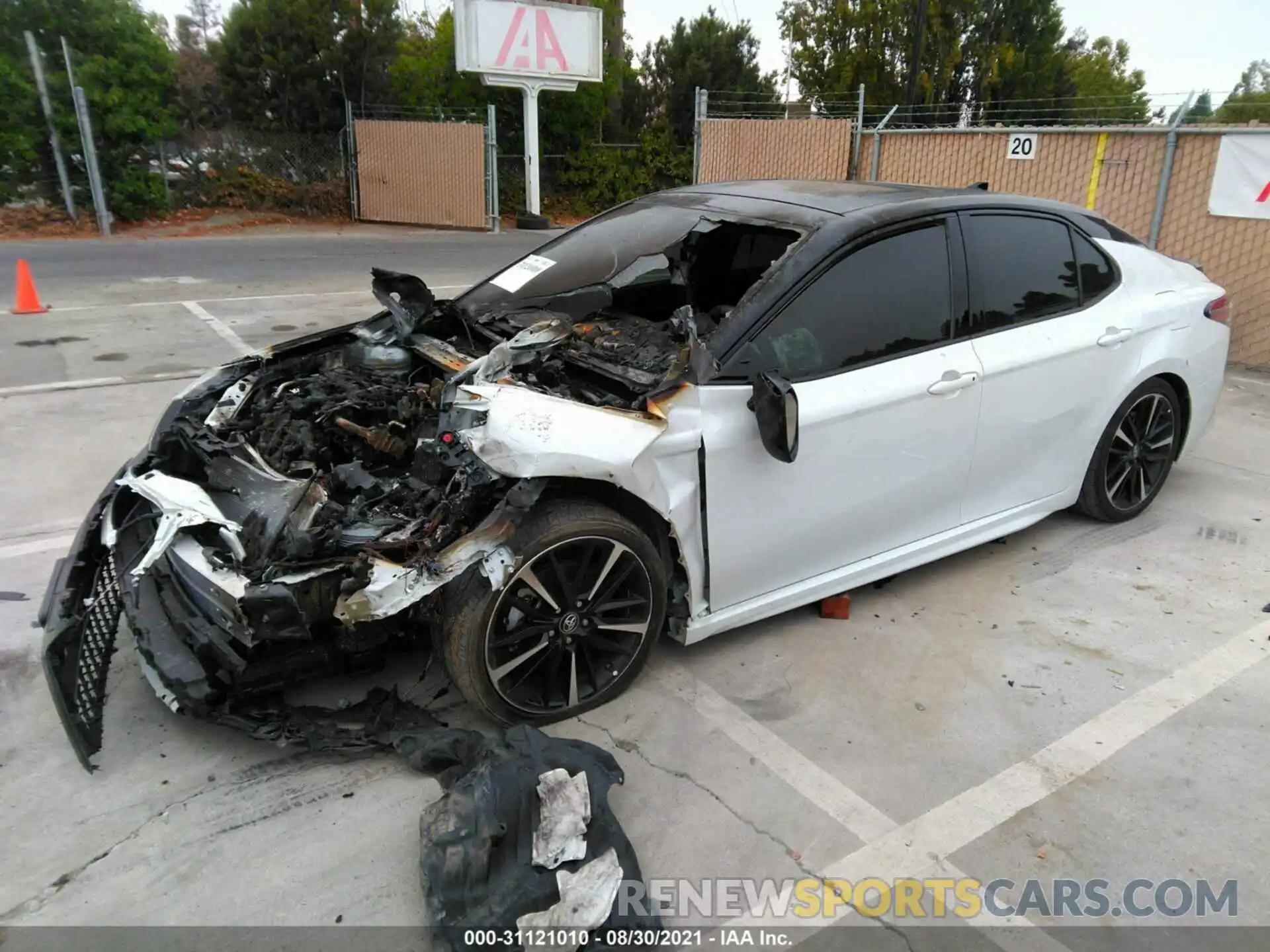 2 Photograph of a damaged car 4T1B61HK5KU294408 TOYOTA CAMRY 2019