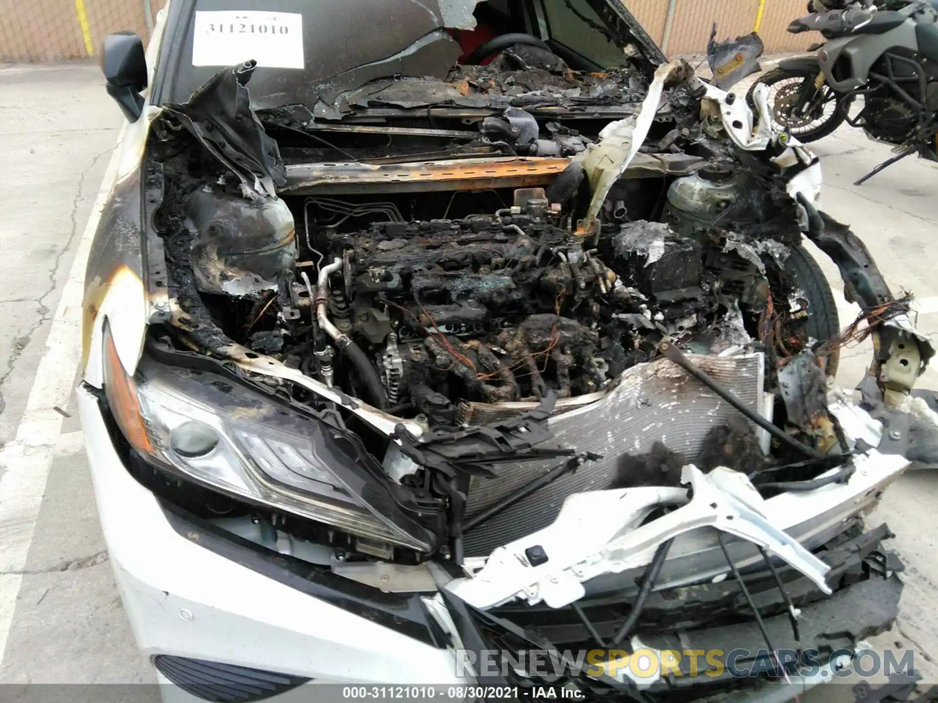 6 Photograph of a damaged car 4T1B61HK5KU294408 TOYOTA CAMRY 2019