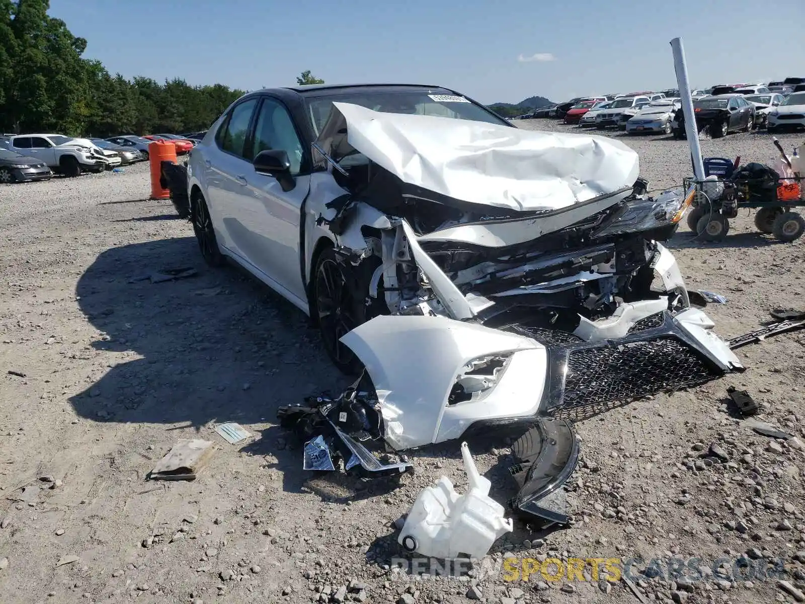 1 Photograph of a damaged car 4T1B61HK5KU296501 TOYOTA CAMRY 2019