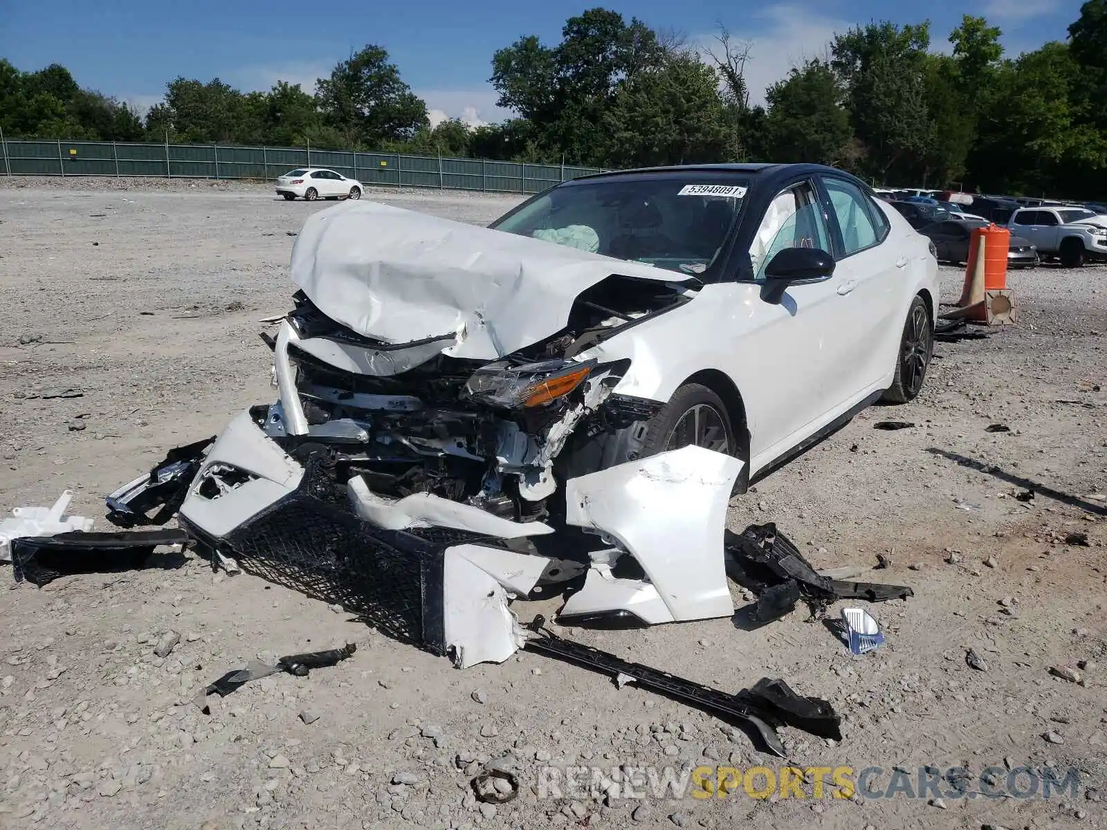 2 Photograph of a damaged car 4T1B61HK5KU296501 TOYOTA CAMRY 2019