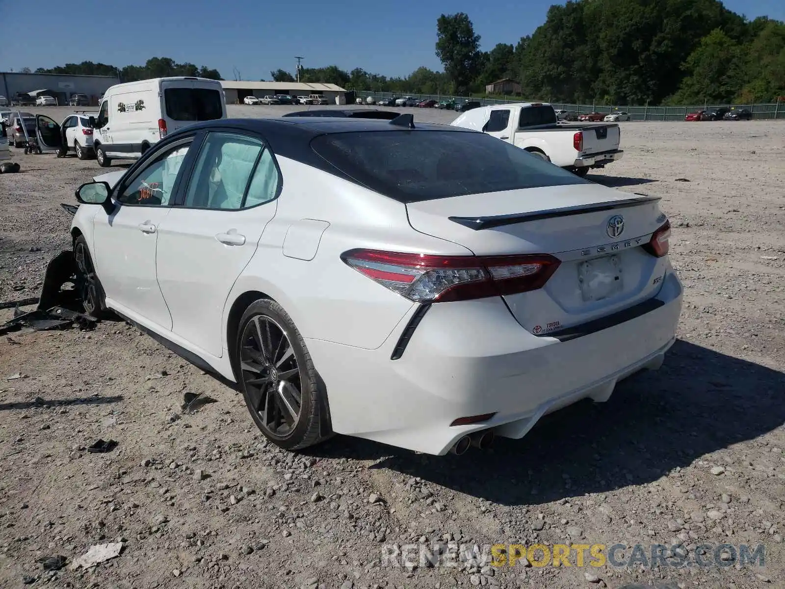 3 Photograph of a damaged car 4T1B61HK5KU296501 TOYOTA CAMRY 2019