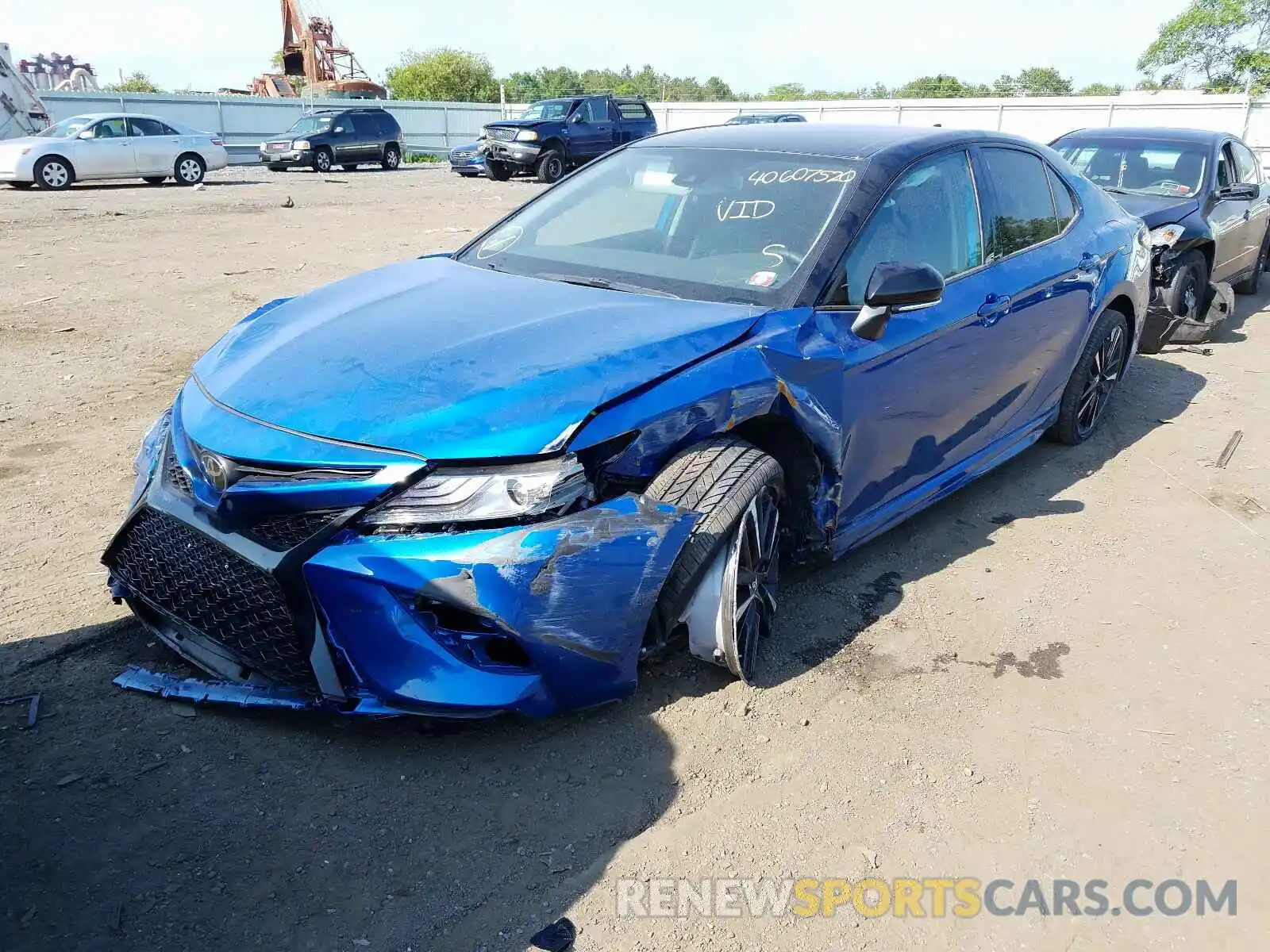 2 Photograph of a damaged car 4T1B61HK5KU299124 TOYOTA CAMRY 2019