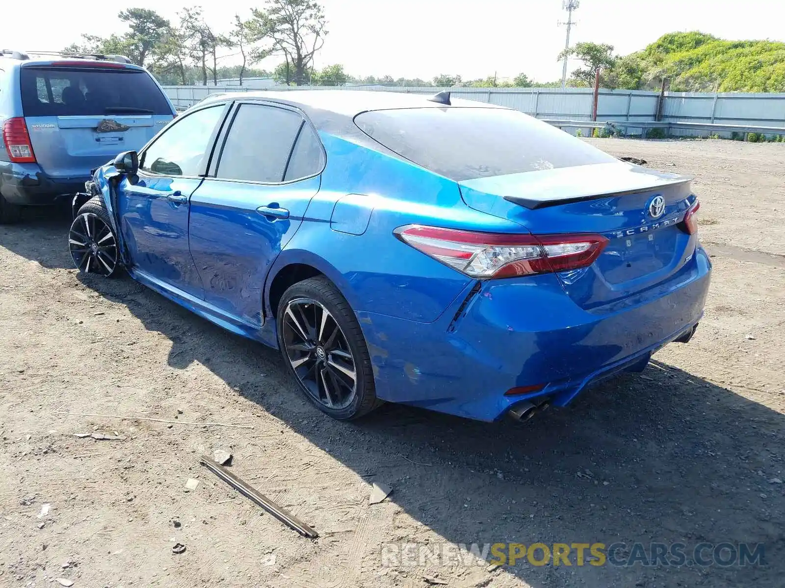 3 Photograph of a damaged car 4T1B61HK5KU299124 TOYOTA CAMRY 2019