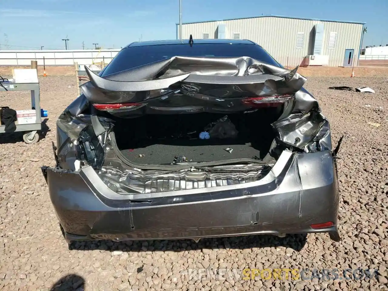 6 Photograph of a damaged car 4T1B61HK5KU724468 TOYOTA CAMRY 2019