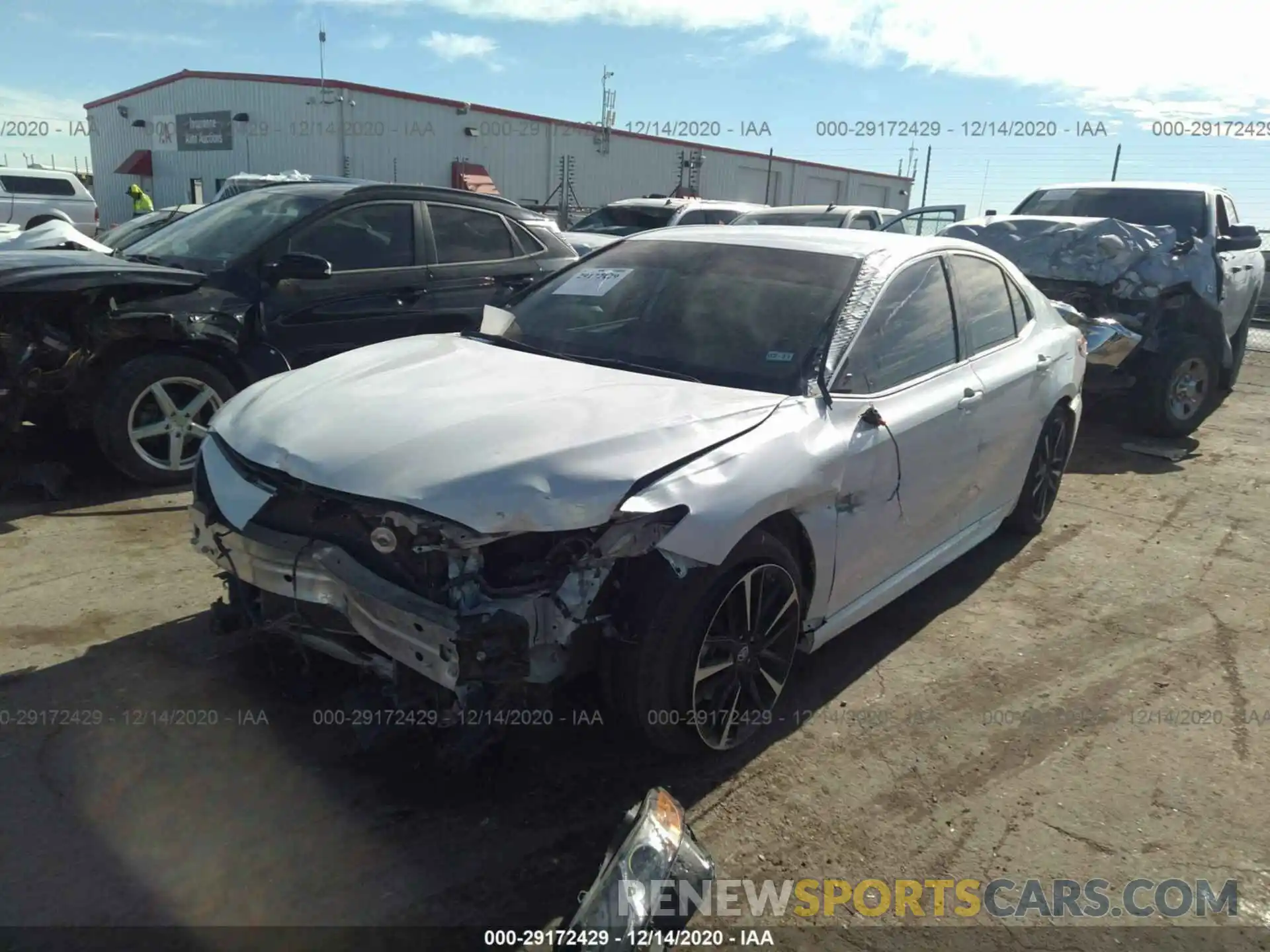 6 Photograph of a damaged car 4T1B61HK5KU734319 TOYOTA CAMRY 2019