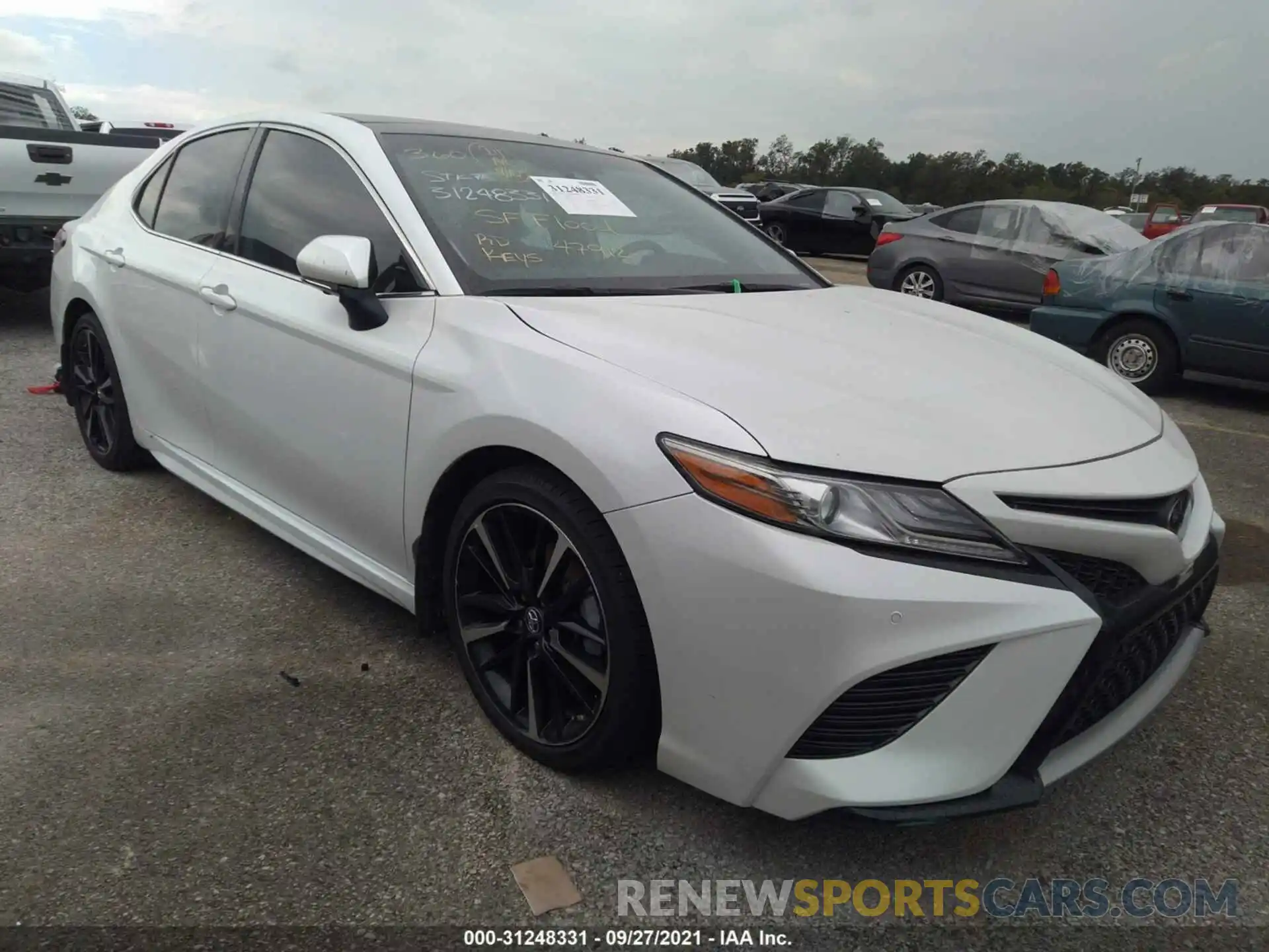 1 Photograph of a damaged car 4T1B61HK5KU741156 TOYOTA CAMRY 2019