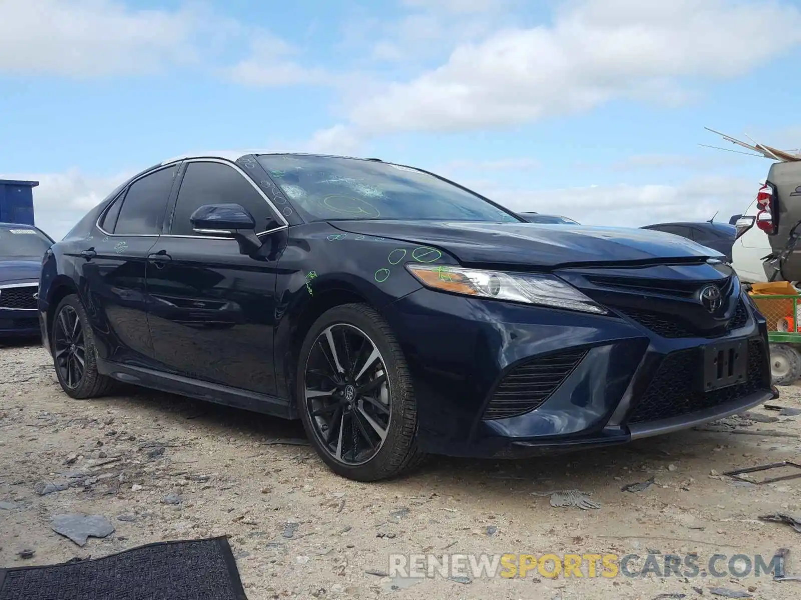 1 Photograph of a damaged car 4T1B61HK5KU789627 TOYOTA CAMRY 2019