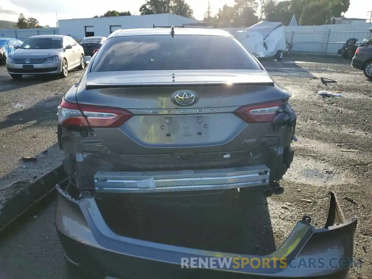 6 Photograph of a damaged car 4T1B61HK5KU793032 TOYOTA CAMRY 2019