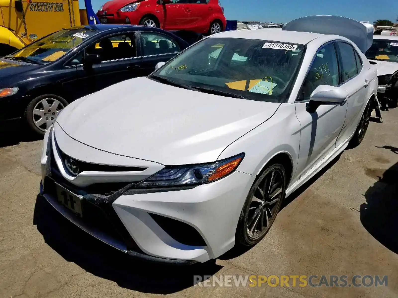 2 Photograph of a damaged car 4T1B61HK5KU794438 TOYOTA CAMRY 2019