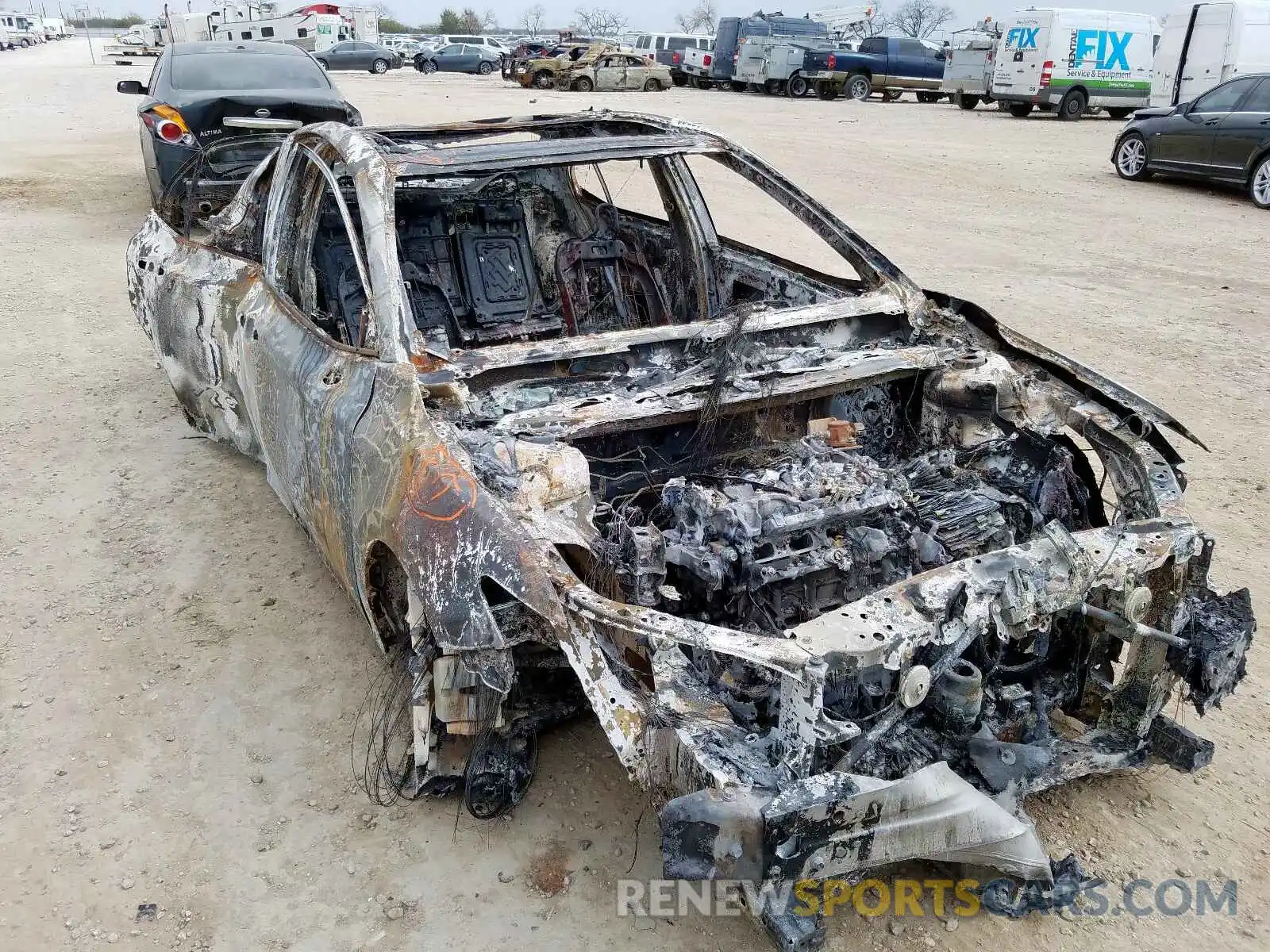 1 Photograph of a damaged car 4T1B61HK5KU805471 TOYOTA CAMRY 2019