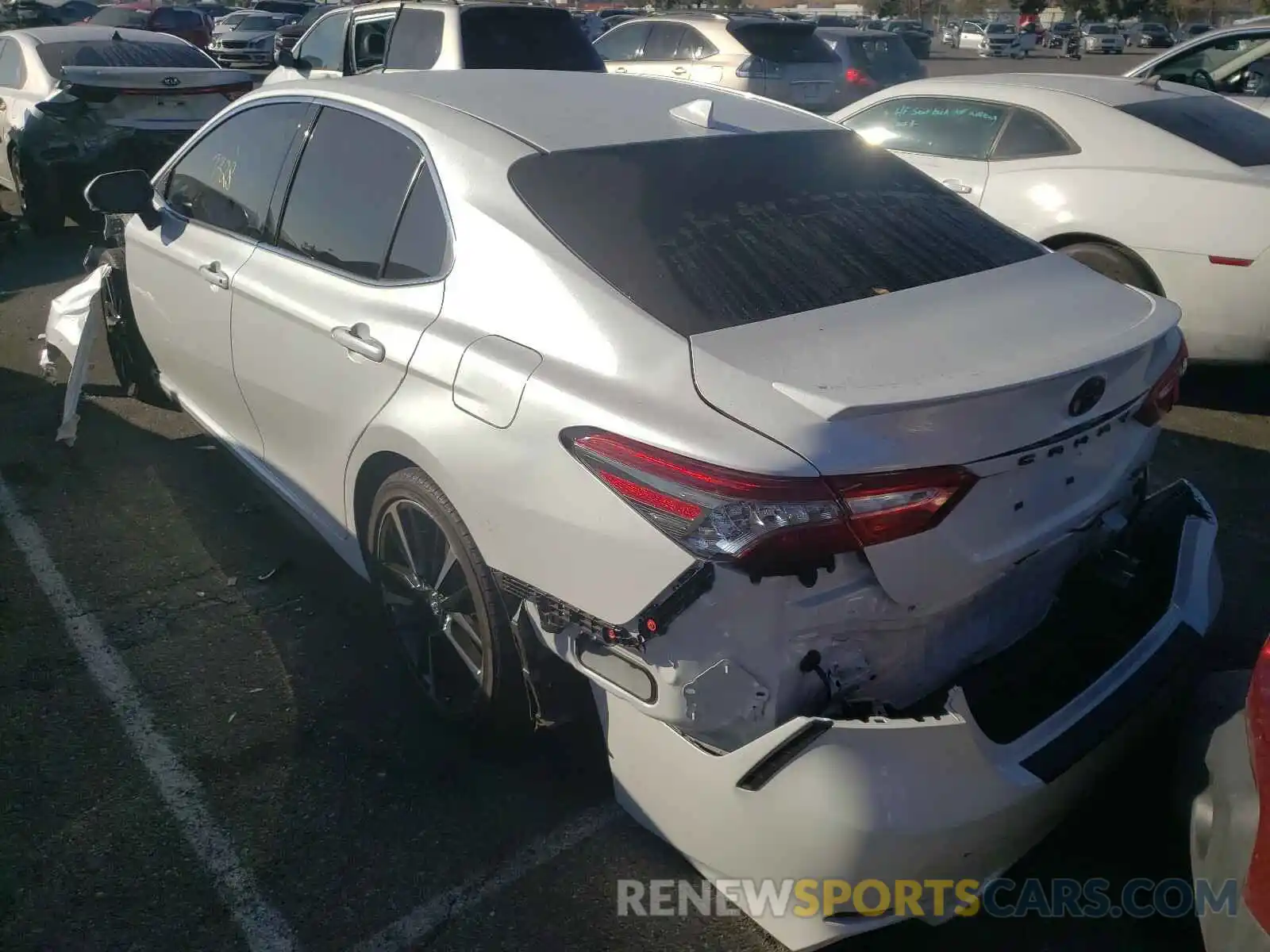 3 Photograph of a damaged car 4T1B61HK5KU823968 TOYOTA CAMRY 2019