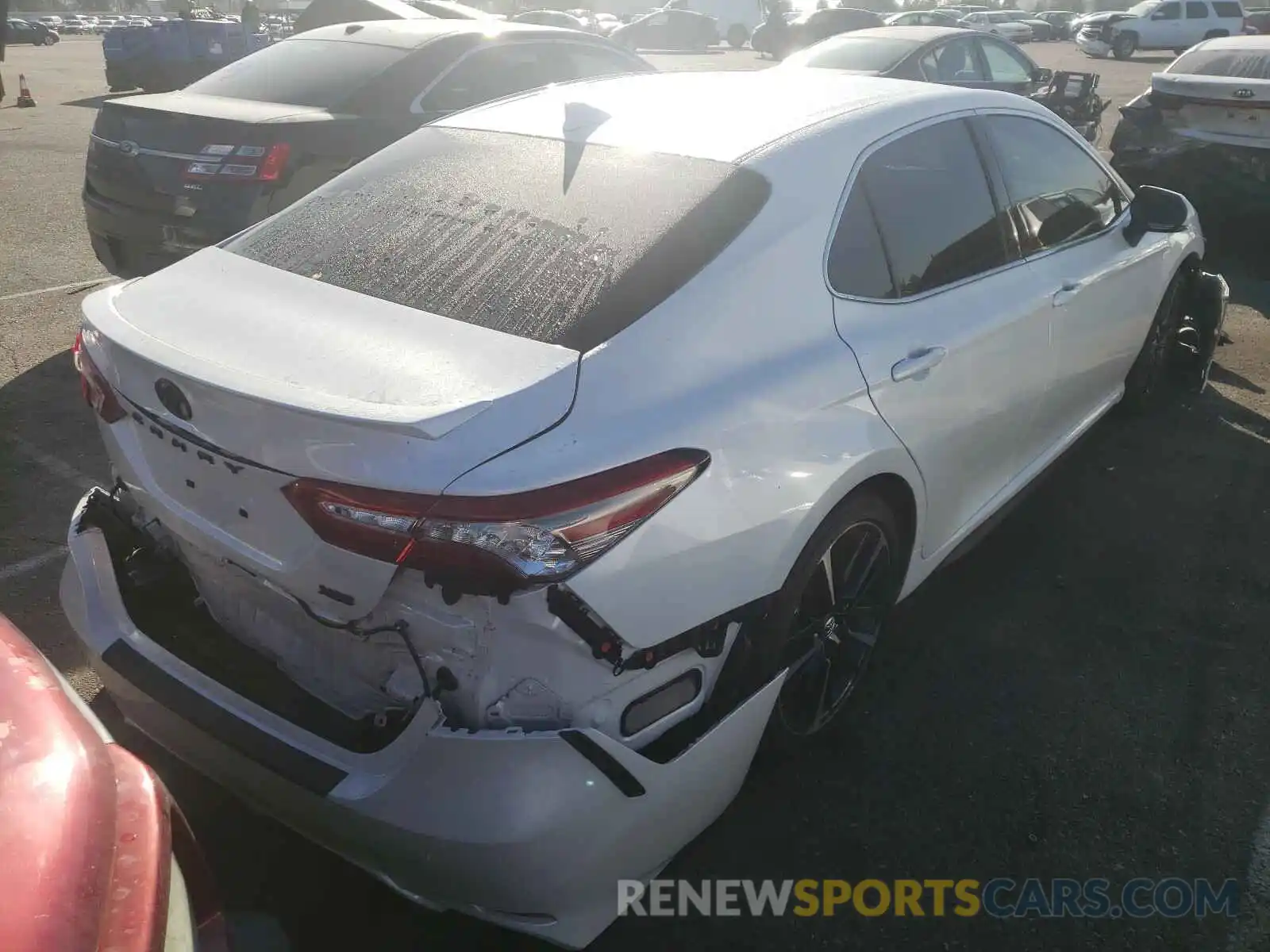 4 Photograph of a damaged car 4T1B61HK5KU823968 TOYOTA CAMRY 2019