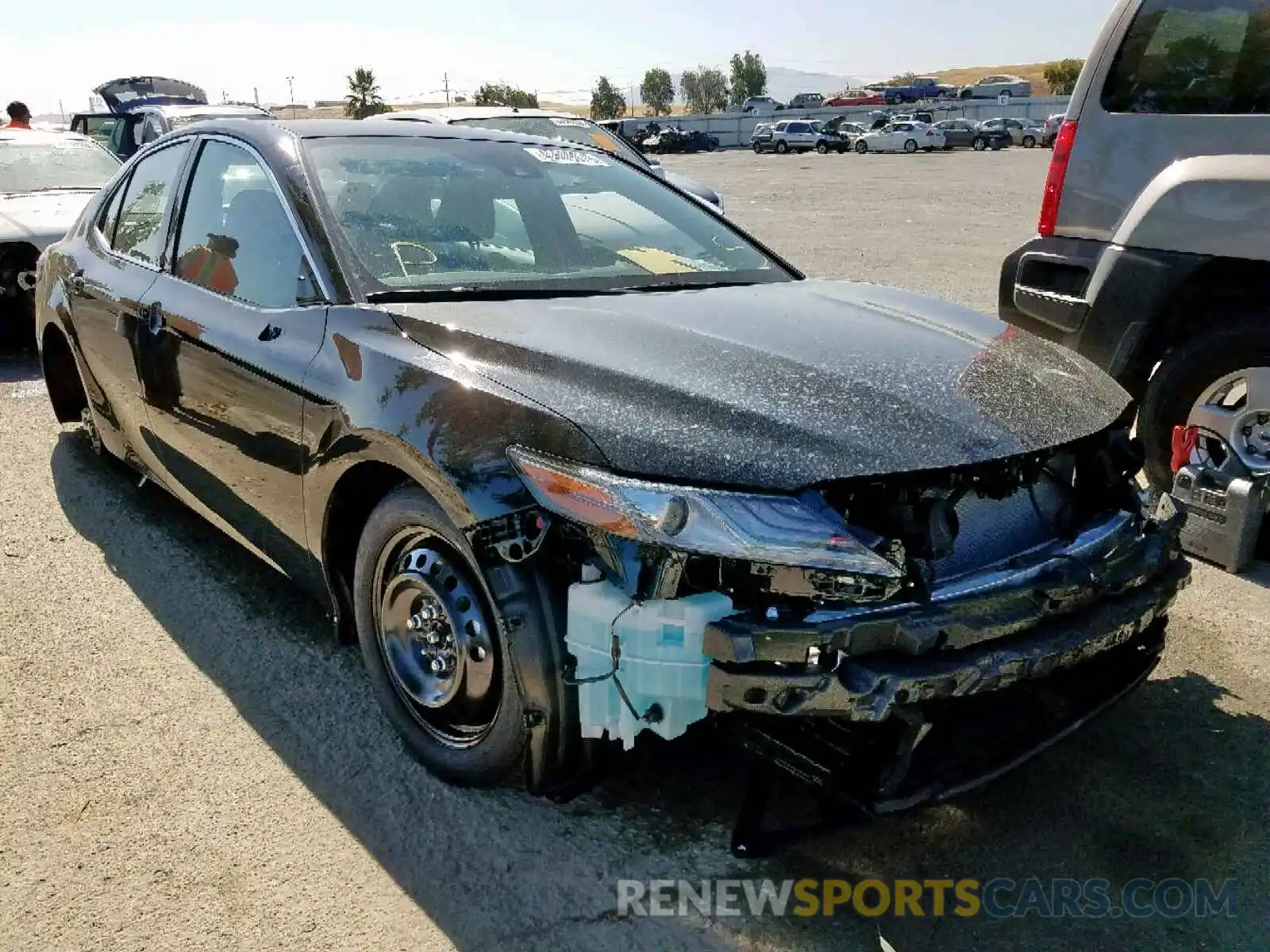 1 Photograph of a damaged car 4T1B61HK5KU827440 TOYOTA CAMRY 2019