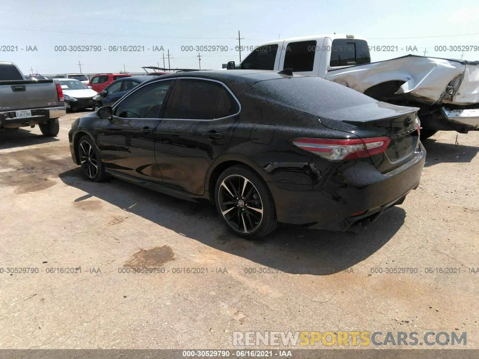 3 Photograph of a damaged car 4T1B61HK5KU829012 TOYOTA CAMRY 2019