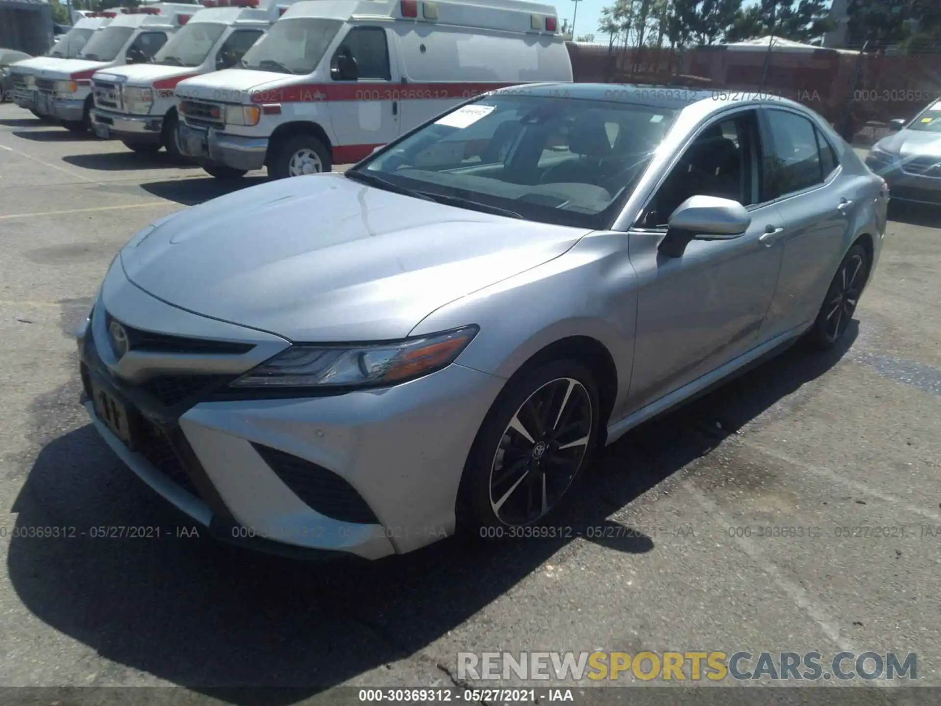 2 Photograph of a damaged car 4T1B61HK5KU846540 TOYOTA CAMRY 2019