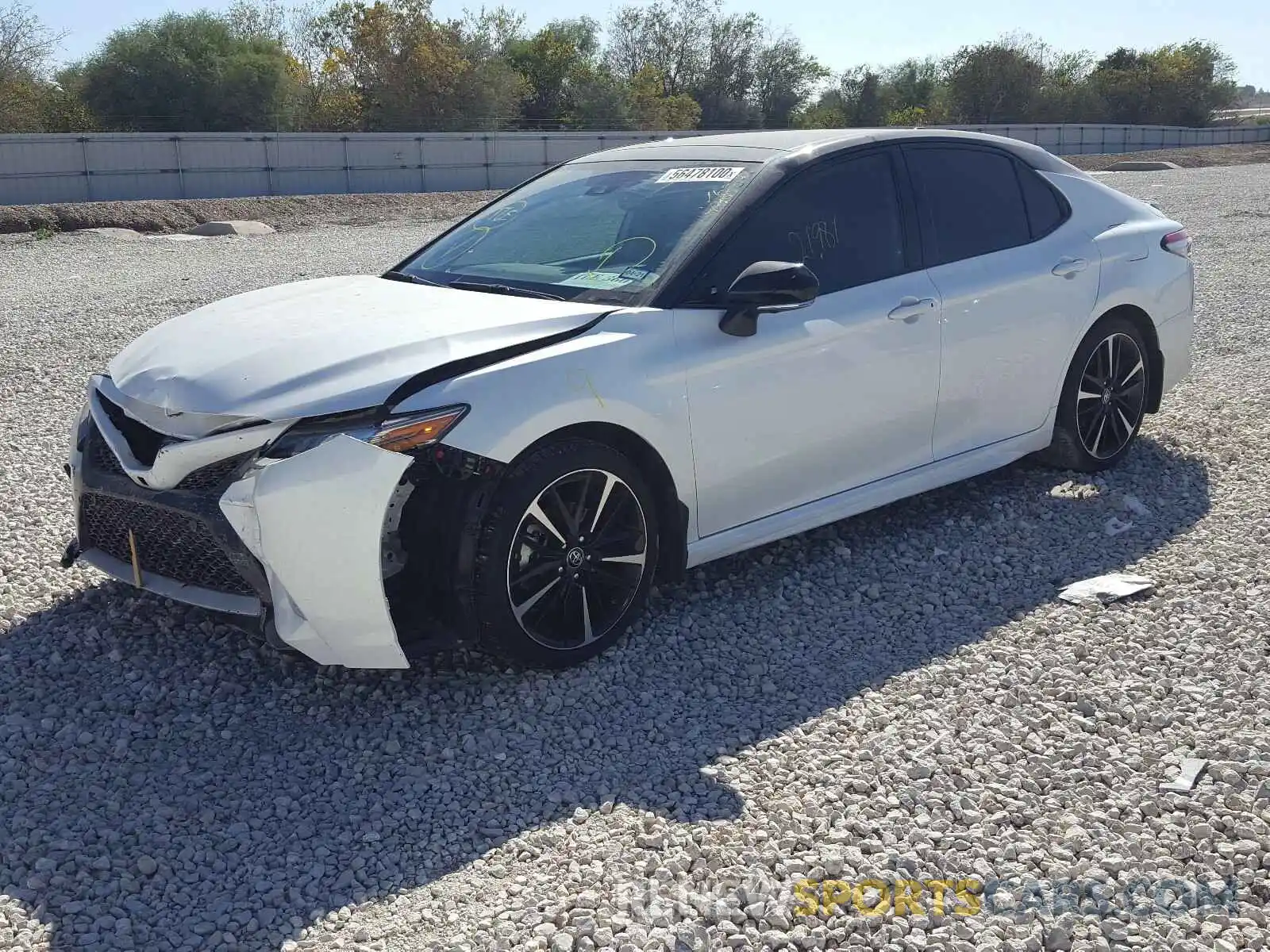 2 Photograph of a damaged car 4T1B61HK6KU169448 TOYOTA CAMRY 2019