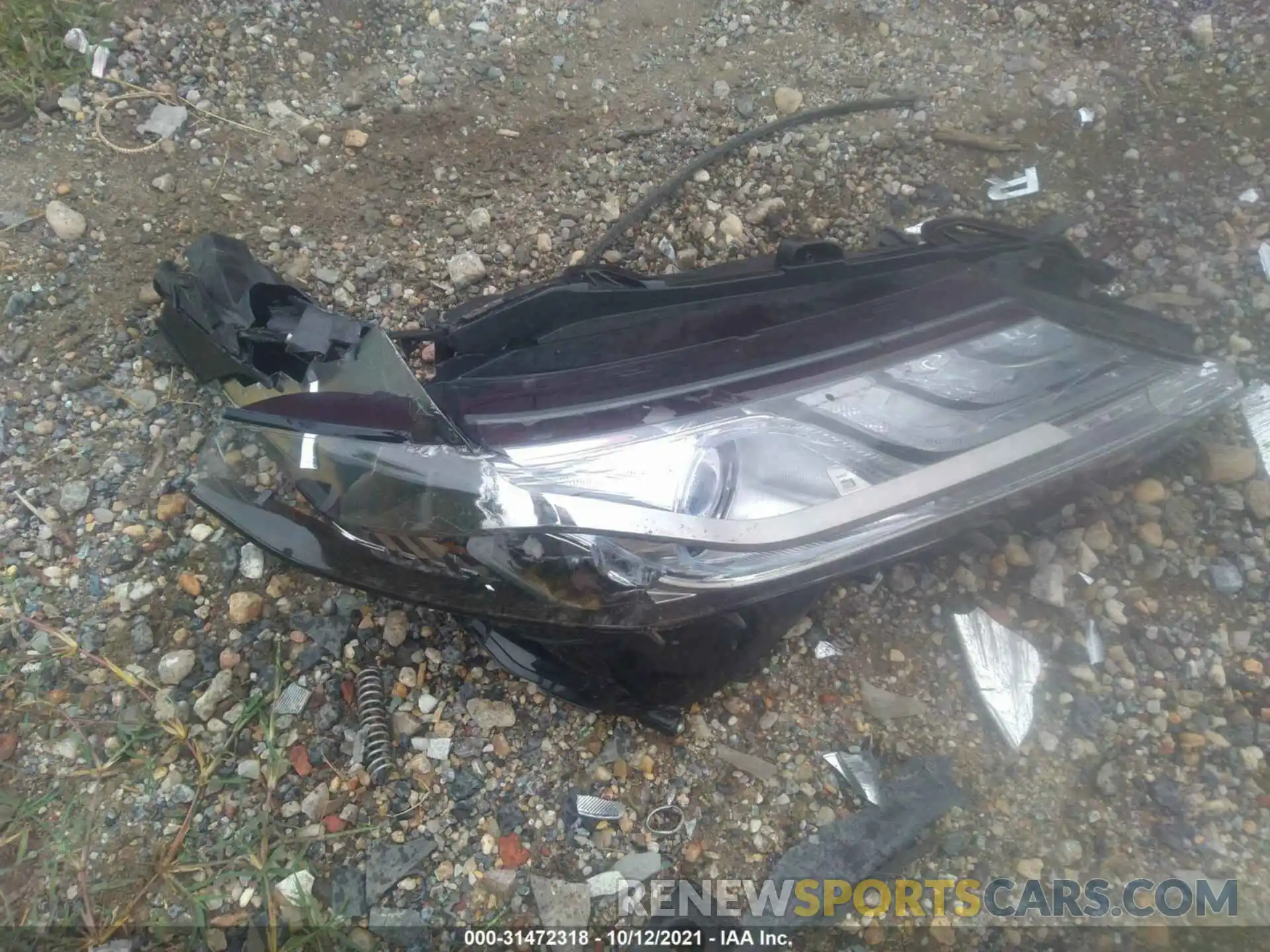 12 Photograph of a damaged car 4T1B61HK6KU172074 TOYOTA CAMRY 2019