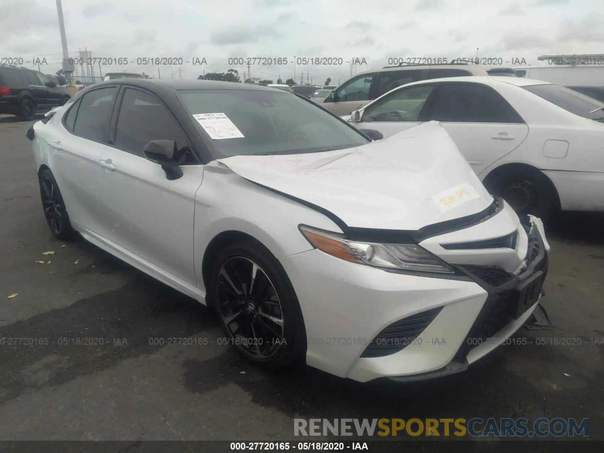 1 Photograph of a damaged car 4T1B61HK6KU173516 TOYOTA CAMRY 2019