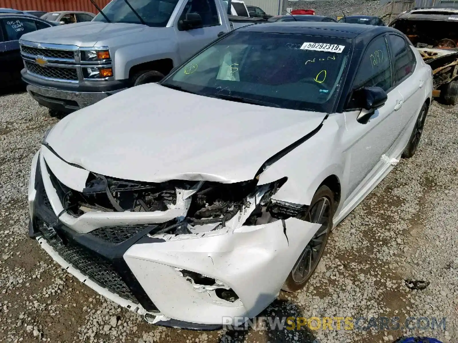 2 Photograph of a damaged car 4T1B61HK6KU175654 TOYOTA CAMRY 2019