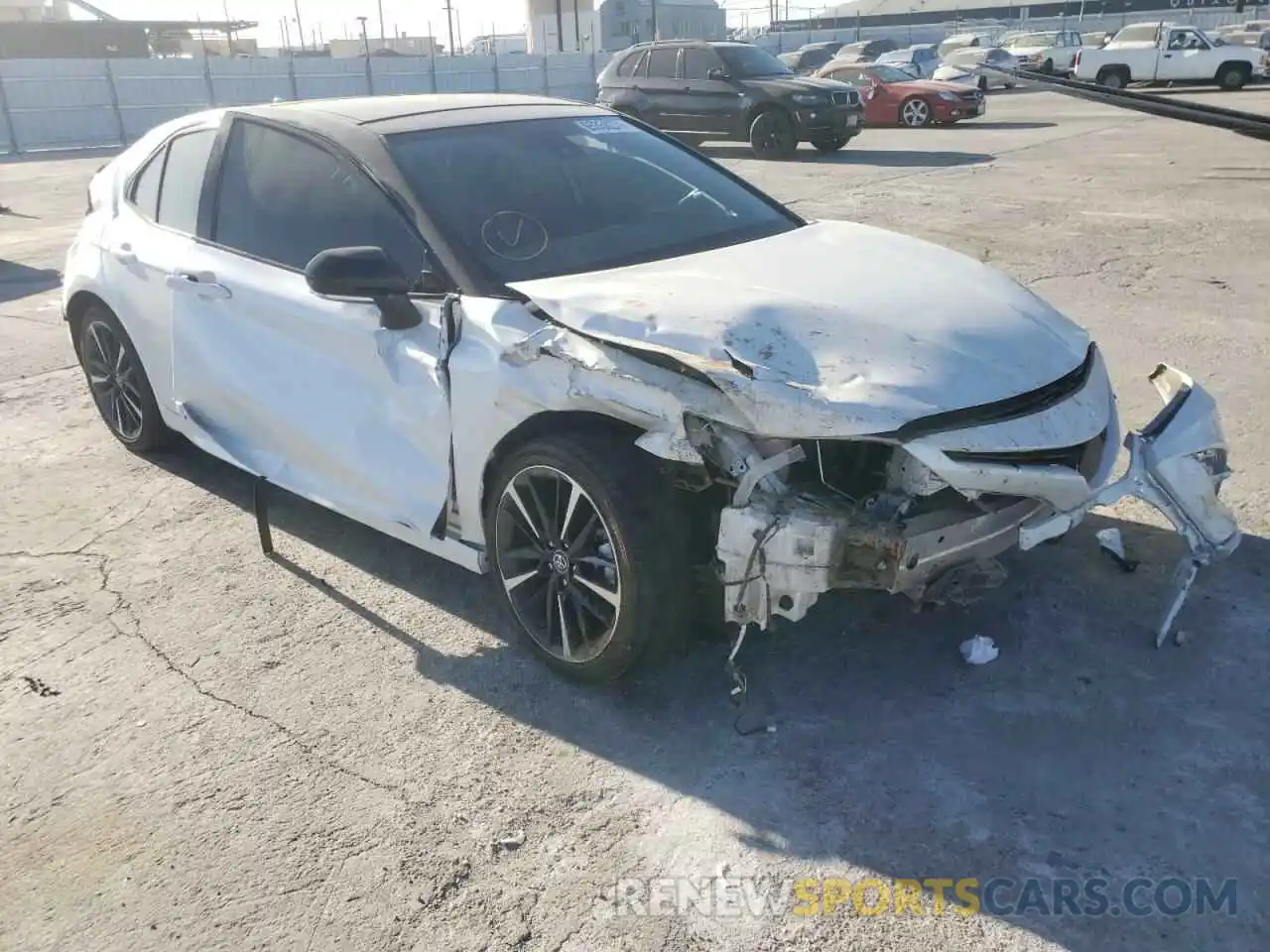 1 Photograph of a damaged car 4T1B61HK6KU180630 TOYOTA CAMRY 2019