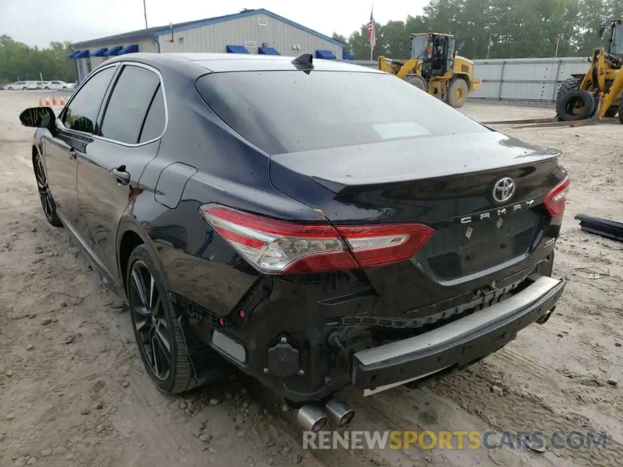 3 Photograph of a damaged car 4T1B61HK6KU180921 TOYOTA CAMRY 2019