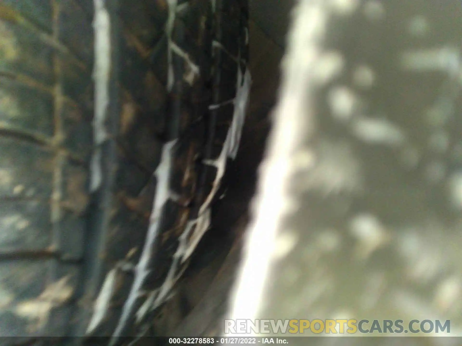 14 Photograph of a damaged car 4T1B61HK6KU182393 TOYOTA CAMRY 2019