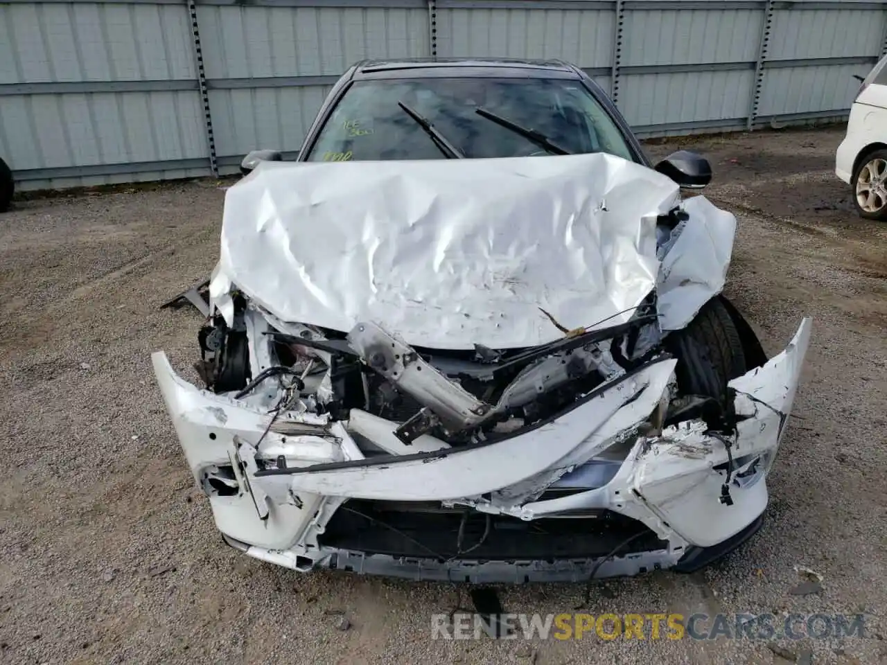 9 Photograph of a damaged car 4T1B61HK6KU186508 TOYOTA CAMRY 2019