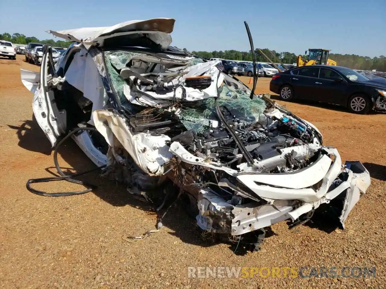 1 Photograph of a damaged car 4T1B61HK6KU197752 TOYOTA CAMRY 2019