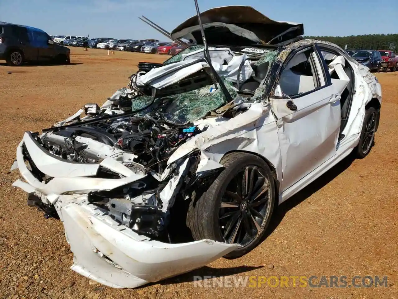 2 Photograph of a damaged car 4T1B61HK6KU197752 TOYOTA CAMRY 2019