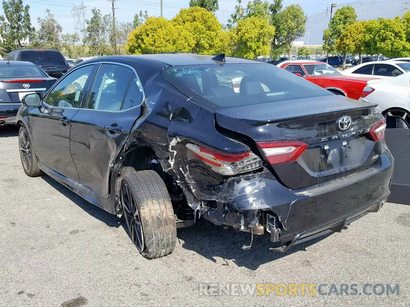 3 Photograph of a damaged car 4T1B61HK6KU198982 TOYOTA CAMRY 2019