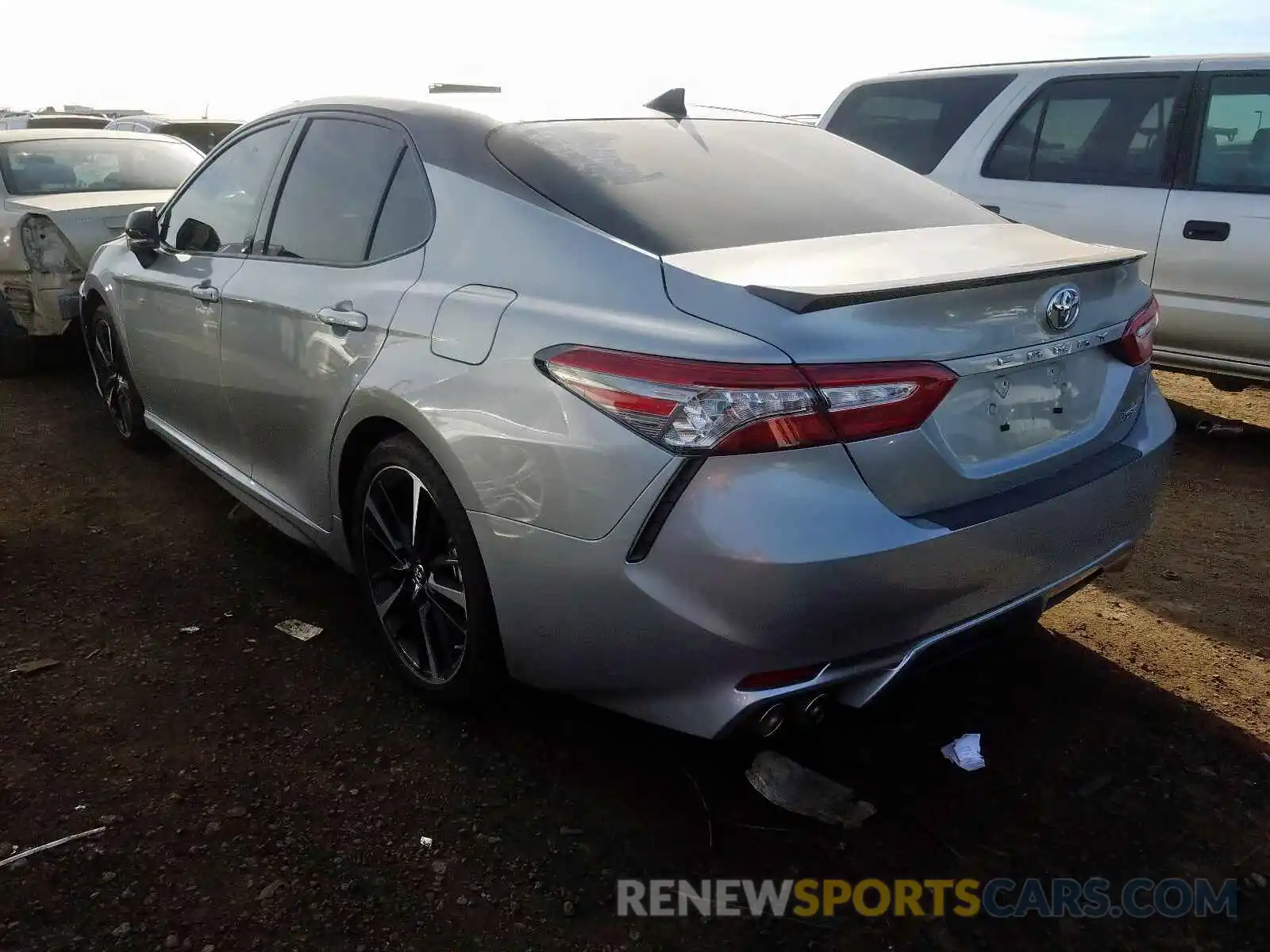 3 Photograph of a damaged car 4T1B61HK6KU202092 TOYOTA CAMRY 2019