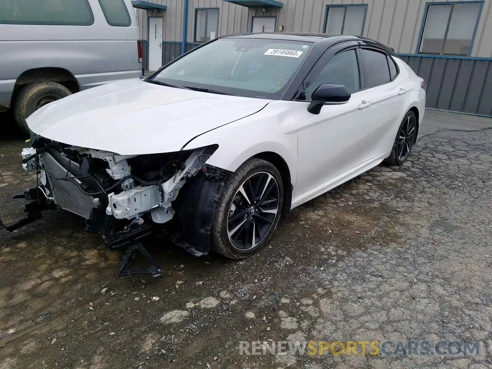 2 Photograph of a damaged car 4T1B61HK6KU204926 TOYOTA CAMRY 2019