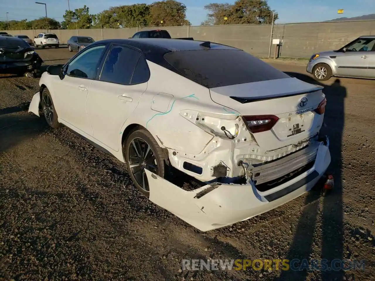 3 Photograph of a damaged car 4T1B61HK6KU205249 TOYOTA CAMRY 2019