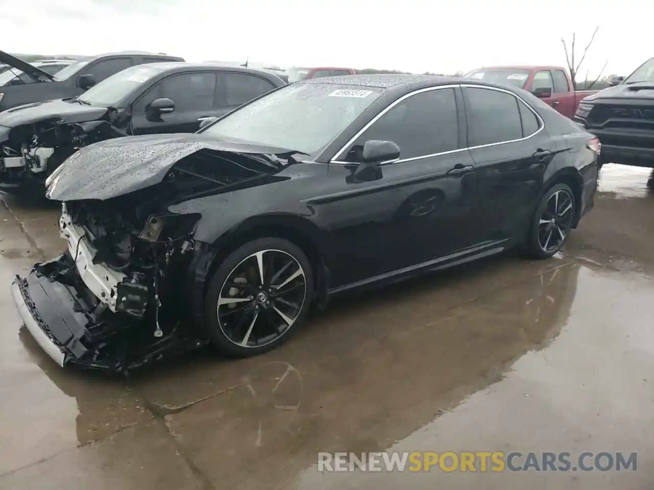 1 Photograph of a damaged car 4T1B61HK6KU217384 TOYOTA CAMRY 2019