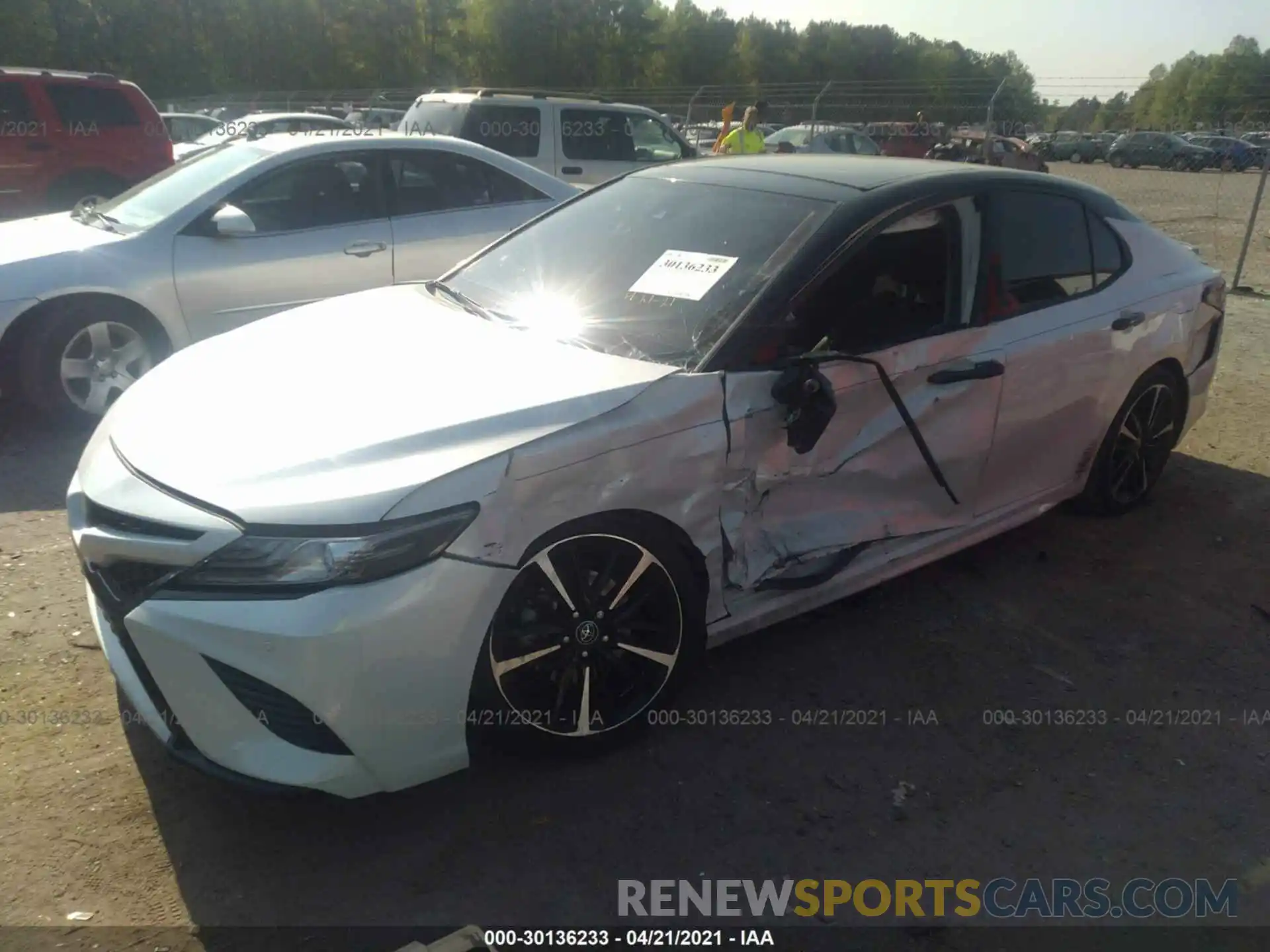 2 Photograph of a damaged car 4T1B61HK6KU220415 TOYOTA CAMRY 2019