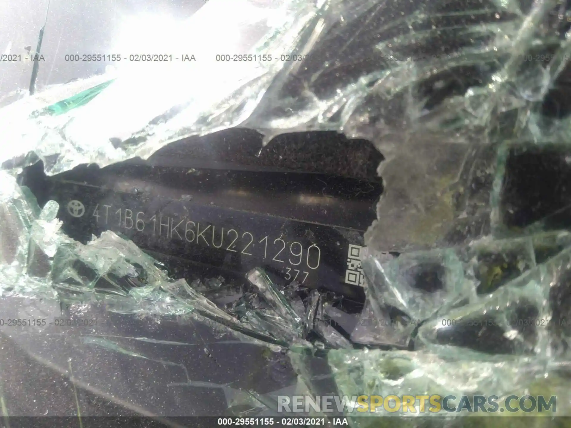 9 Photograph of a damaged car 4T1B61HK6KU221290 TOYOTA CAMRY 2019