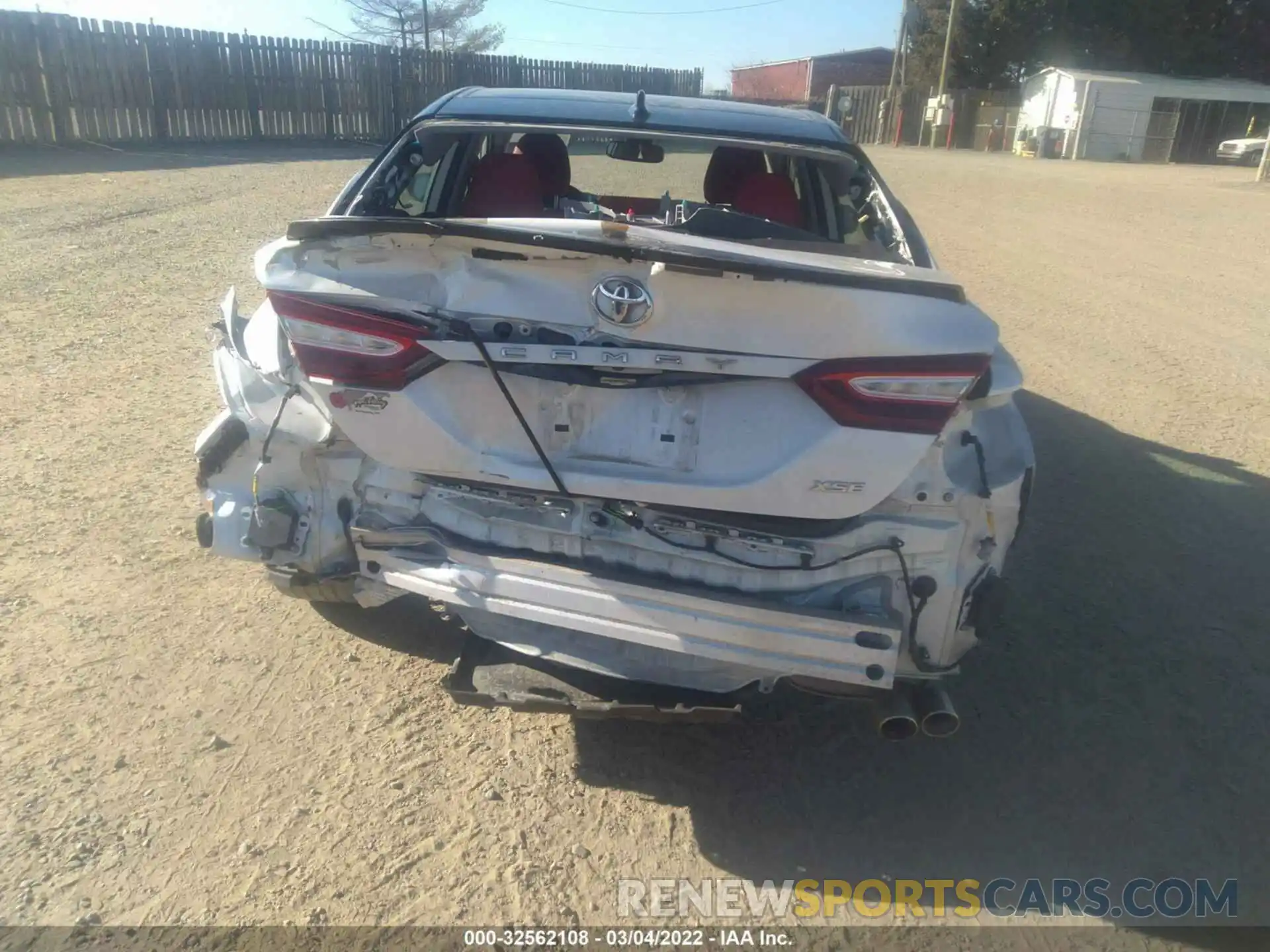 6 Photograph of a damaged car 4T1B61HK6KU221919 TOYOTA CAMRY 2019