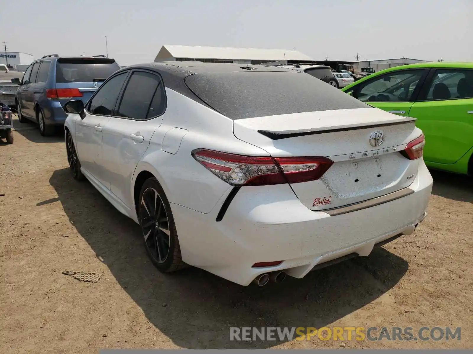 3 Photograph of a damaged car 4T1B61HK6KU233312 TOYOTA CAMRY 2019