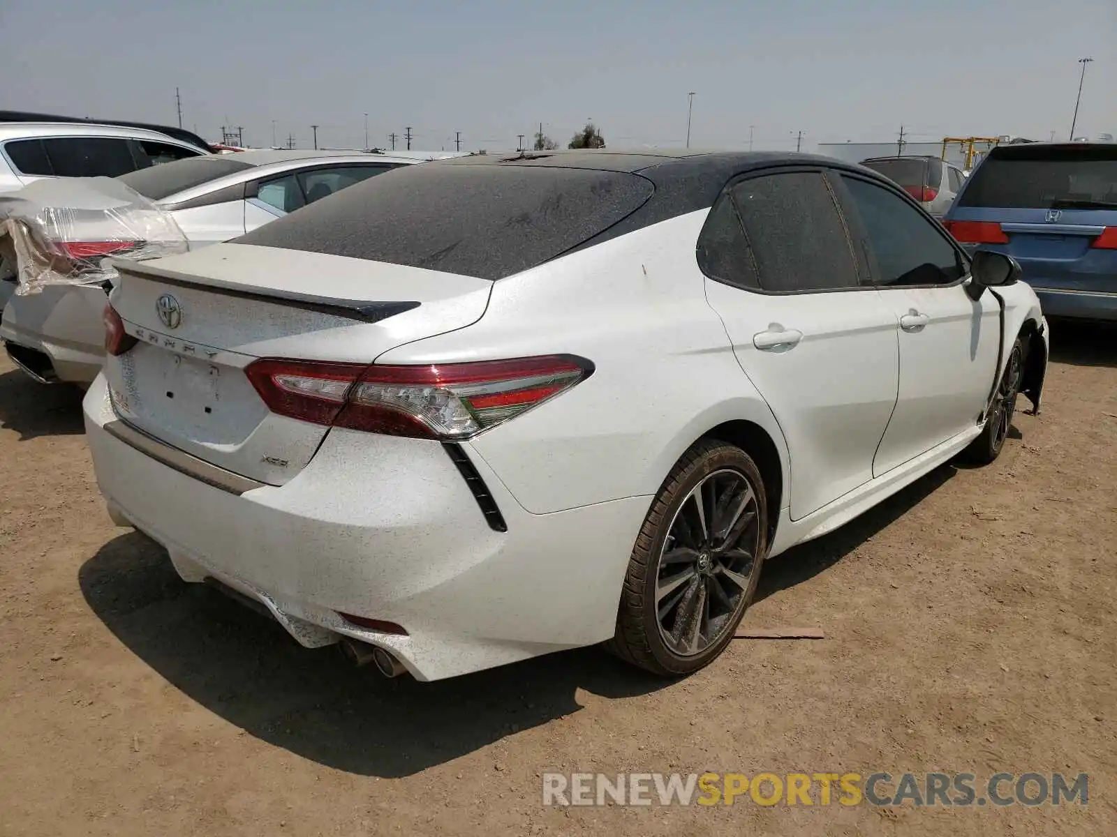 4 Фотография поврежденного автомобиля 4T1B61HK6KU233312 TOYOTA CAMRY 2019